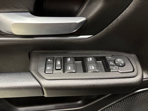 Used 2025 RAM 1500 Big Horn AWD/4WD image 16