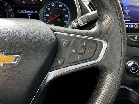 Used 2021 Chevrolet Malibu LT FWD image 13