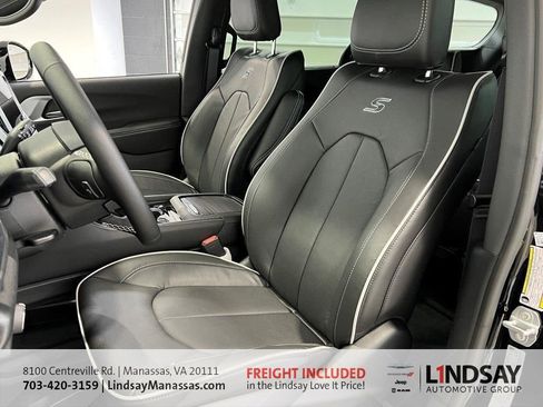 New 2026 Chrysler Pacifica Limited w/ S Appearance Package image 23