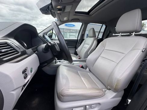 Used 2023 Honda Ridgeline RTL image 11