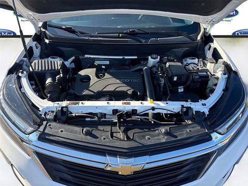 Used 2022 Chevrolet Equinox LT w/ Driver Convenience Package image 28