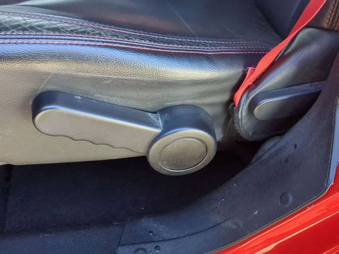 Certified 2017 Jeep Wrangler Unlimited Rubicon image 17