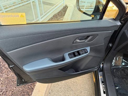 New 2026 Nissan Leaf w/ Illuminated Package image 11