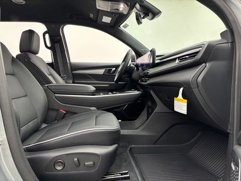New 2026 Buick Enclave Preferred w/ Power Package FWD image 35