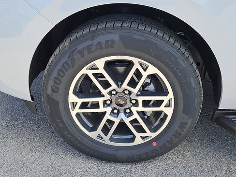 New 2026 Ford Expedition Active RWD image 17