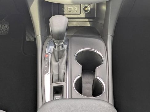Used 2024 Chevrolet Equinox LS w/ Driver Confidence II Package FWD image 22