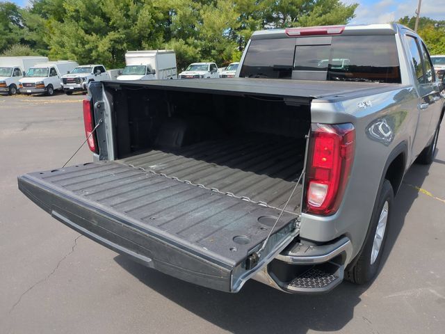 Used 2025 GMC Sierra 1500 SLE w/ Preferred Package AWD/4WD image 32