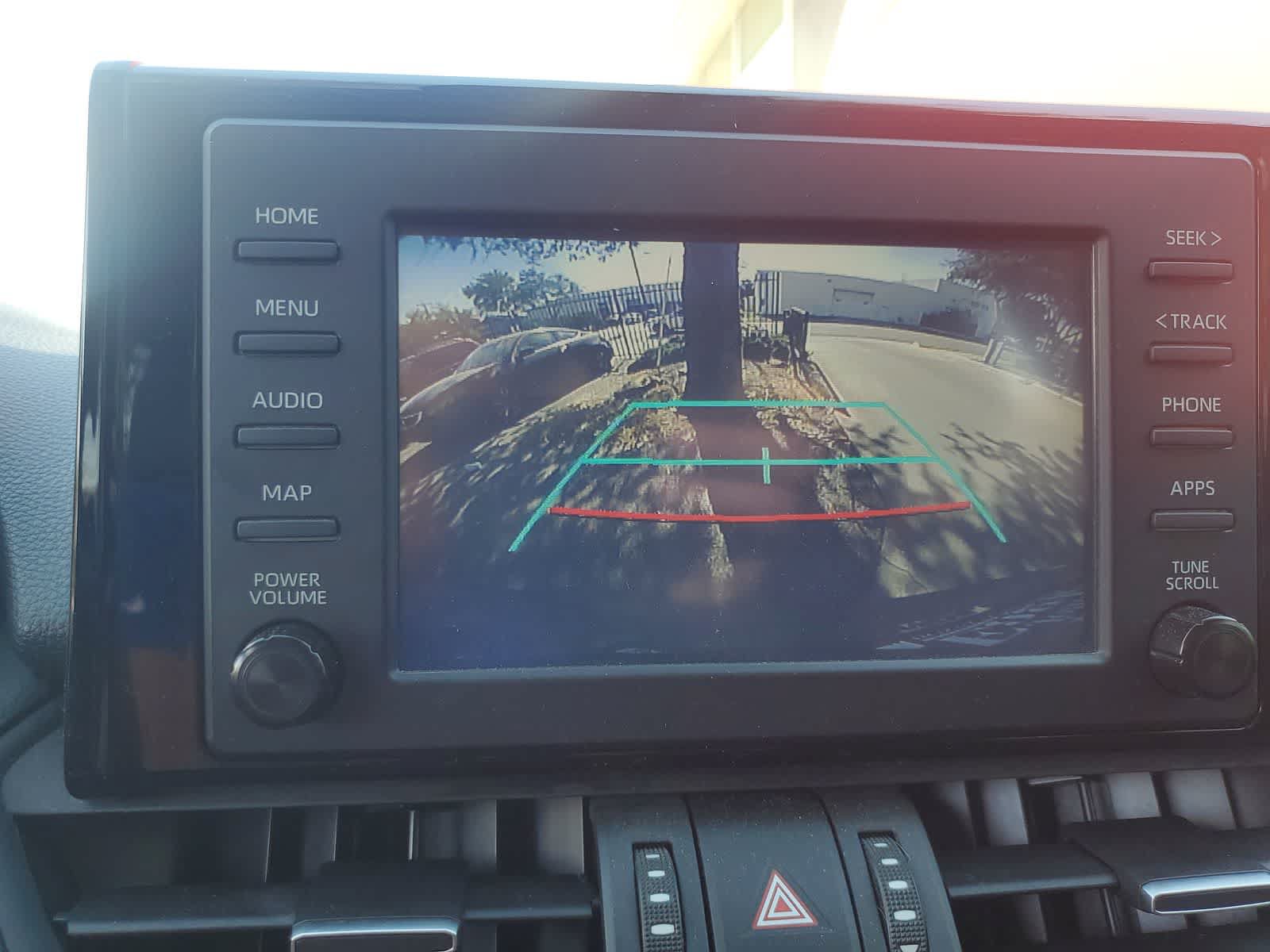 Used 2019 Toyota RAV4 XLE Premium FWD image 23