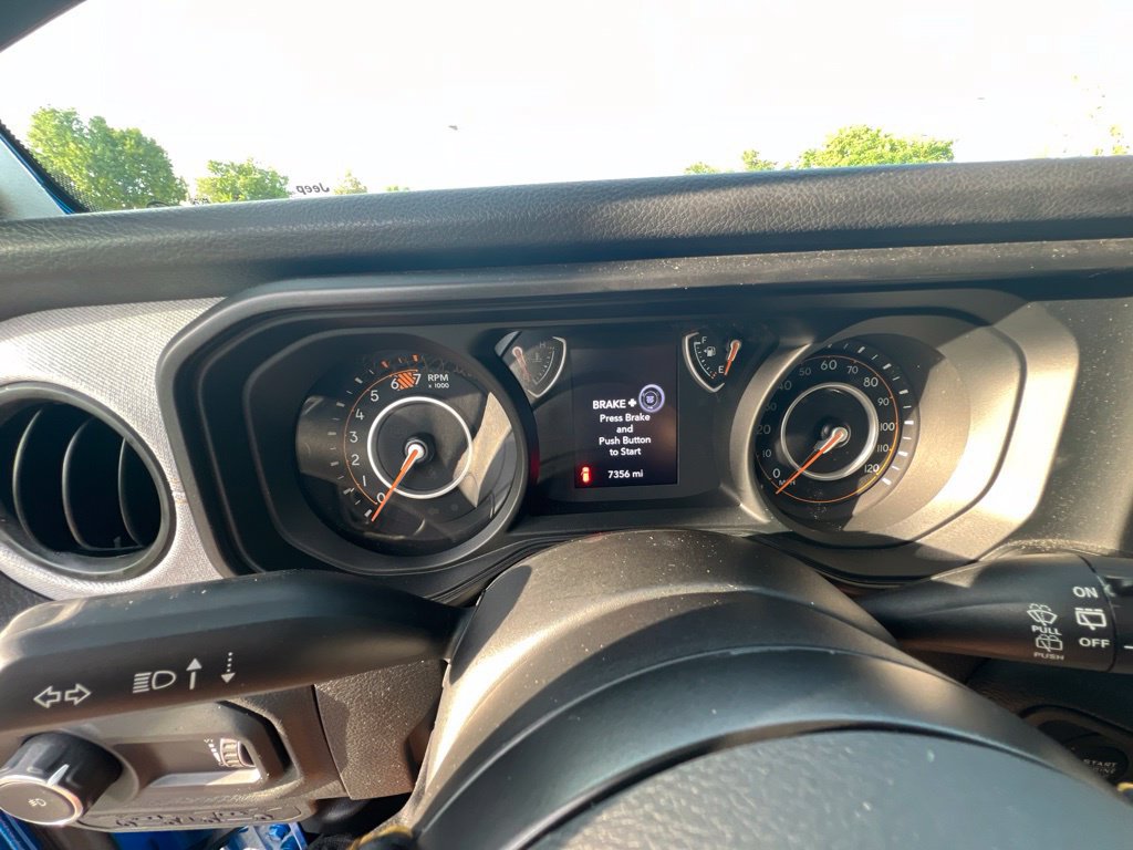 Used 2024 Jeep Wrangler Unlimited Sport AWD/4WD image 31