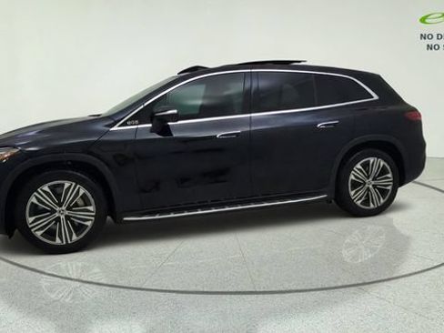 Used 2023 Mercedes-Benz EQS 450+ 4MATIC SUV image 4