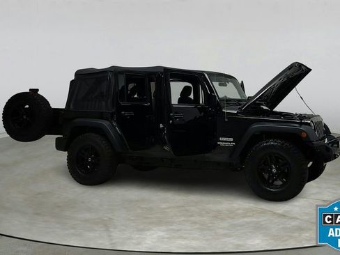 Used 2017 Jeep Wrangler Unlimited Sport w/ Connectivity Group image 12