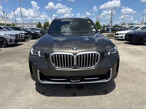 Used 2024 BMW X5 sDrive40i w/ Premium Package RWD image 8