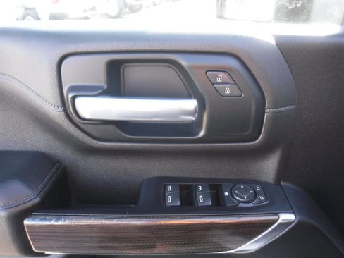 Used 2023 Chevrolet Silverado 3500 LT AWD/4WD image 15