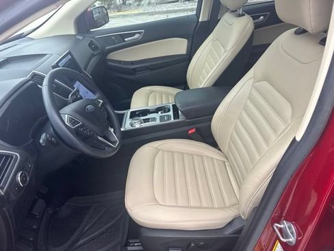 Used 2023 Ford Edge SEL w/ Convenience Package AWD/4WD image 3