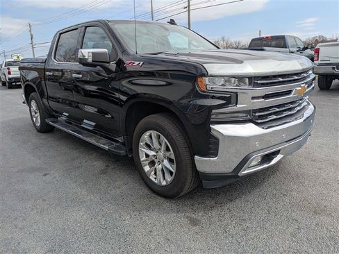 Used 2020 Chevrolet Silverado 1500 LTZ image 9