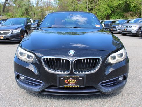Used 2018 BMW 230i xDrive Convertible AWD/4WD image 3