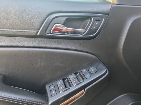 Used 2017 Chevrolet Tahoe 2WD w/ Remote Keyless Entry Package image 14