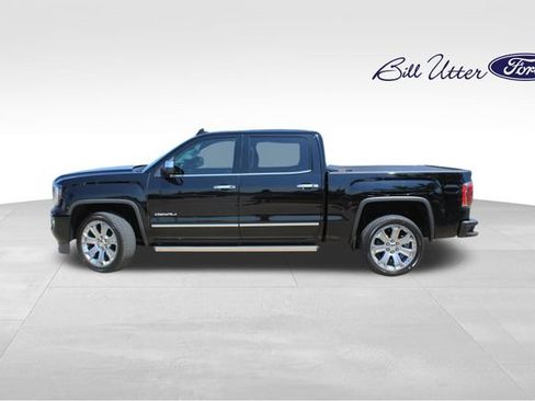 Used 2018 GMC Sierra 1500 Denali w/ Denali Ultimate Package AWD/4WD image 8