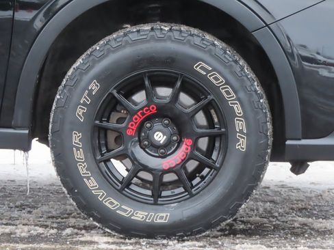 Used 2020 Subaru Outback Premium image 10