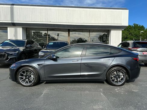 Used 2025 Tesla Model 3 Long Range AWD/4WD image 20