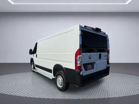 Used 2025 RAM ProMaster 2500 w/ U-Haul Equipment Group FWD image 4