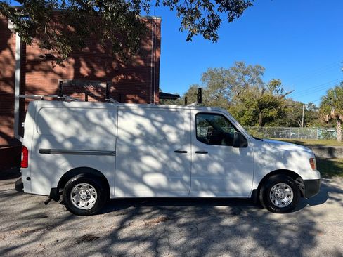 Used 2021 Nissan NV 2500 SV RWD image 31