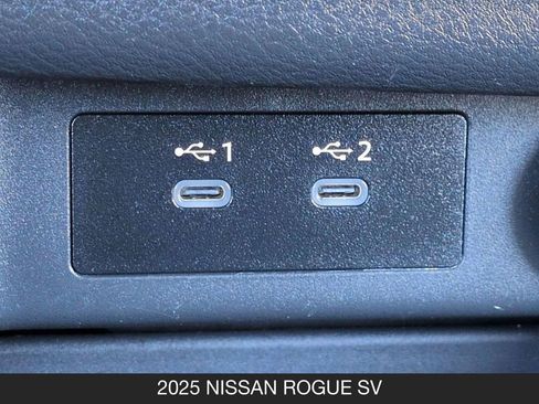 Certified 2025 Nissan Rogue SV FWD image 20