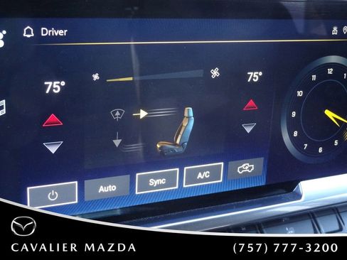 Used 2025 Chevrolet Silverado 1500 LT RWD image 29