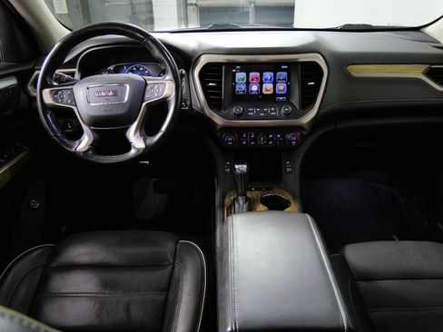 Used 2018 GMC Acadia Denali w/ Technology Package AWD/4WD image 21