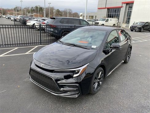 New 2026 Toyota Corolla SE image 1