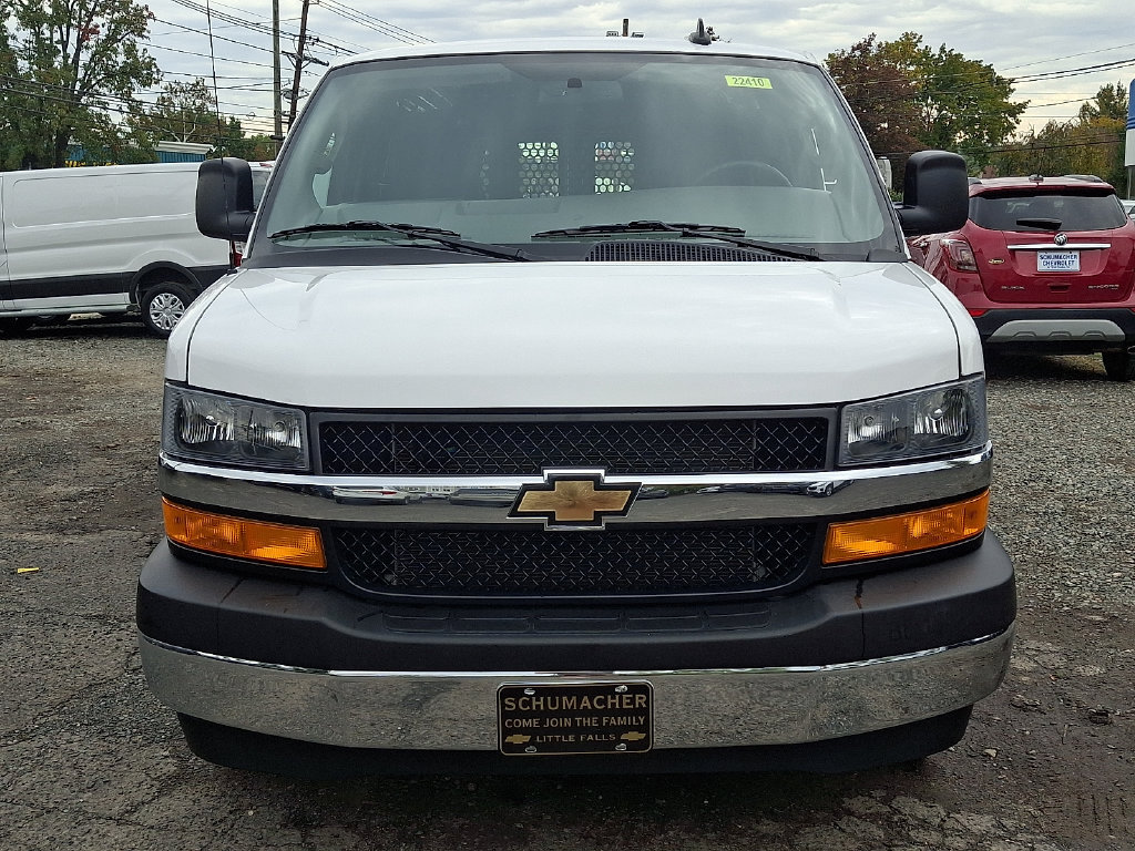 Used 2025 Chevrolet Express 2500 w/ Driver Convenience Package RWD image 2