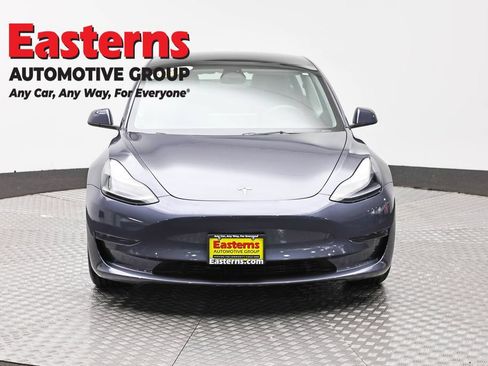 Used 2023 Tesla Model 3 Standard Range RWD image 2