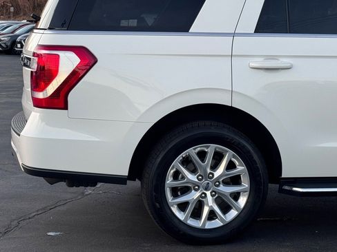 Used 2021 Ford Expedition XLT image 7