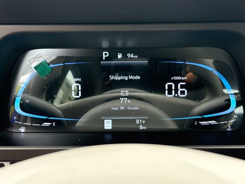 Certified 2025 Hyundai Elantra Sport image 26