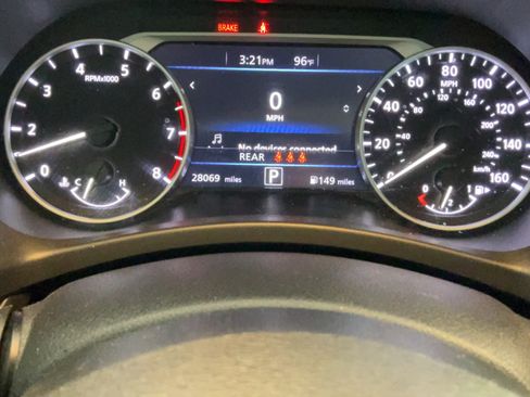 Used 2024 Nissan Sentra SR w/ SR Premium Package FWD image 10