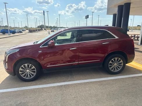 Used 2019 Cadillac XT5 Luxury FWD image 4