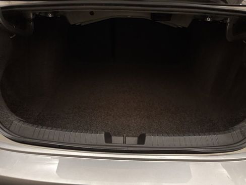 Used 2024 Volkswagen Jetta SE image 9