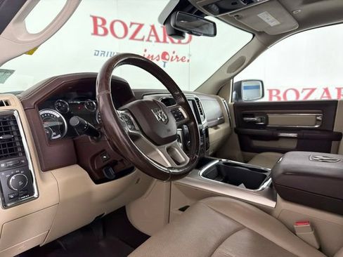 Used 2018 RAM 1500 Laramie w/ Convenience Group AWD/4WD image 12