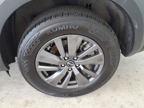 Used 2025 Nissan Pathfinder SV AWD/4WD image 22