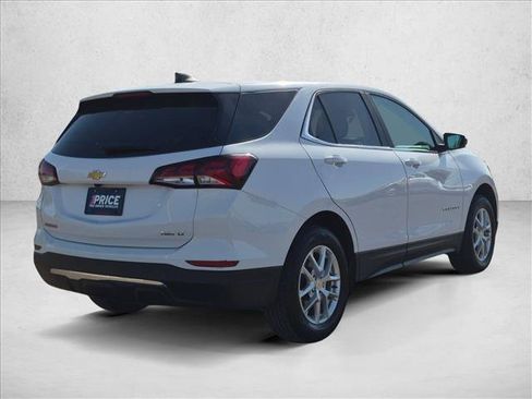 Used 2024 Chevrolet Equinox LT AWD/4WD image 5