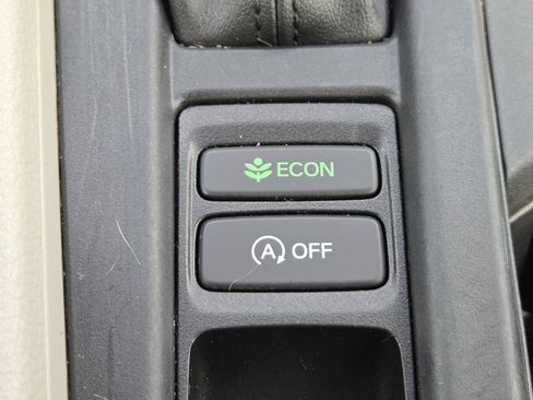 Used 2023 Honda Accord EX image 10