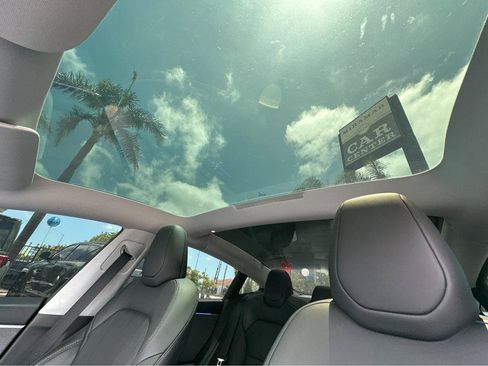 Used 2025 Tesla Model 3 Long Range RWD image 7