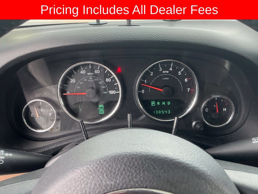 Used 2013 Jeep Wrangler Unlimited Sahara w/ Dual Top Group AWD/4WD image 12