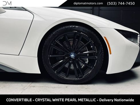 Used 2019 BMW i8 Roadster AWD/4WD image 45
