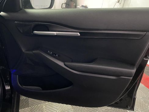 Used 2023 Kia Seltos LX AWD/4WD image 7