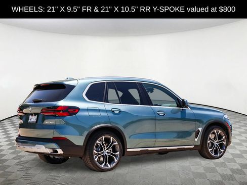 Used 2026 BMW X5 xDrive50e w/ Premium Package AWD/4WD image 4
