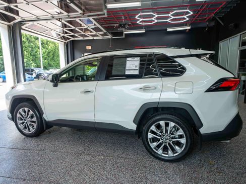 Certified 2021 Toyota RAV4 Limited w/ Limited Grade Weather Package AWD/4WD image 3