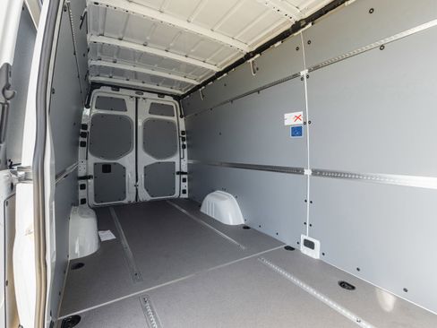 New 2026 Mercedes-Benz Sprinter 2500 image 9