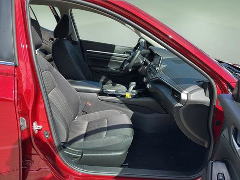 Certified 2023 Nissan Altima 2.5 SV image 11