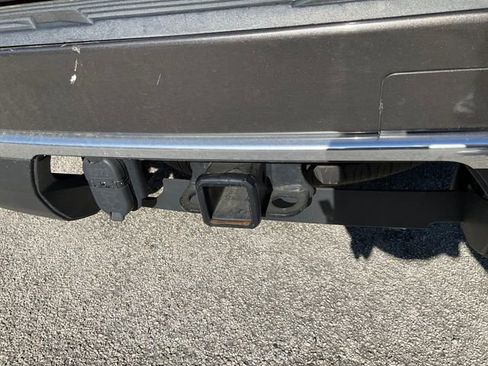 Used 2021 GMC Yukon XL Denali image 8